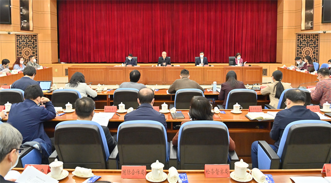 最高检领导与一线媒体记者畅谈学习宣传贯彻习近平法治思想